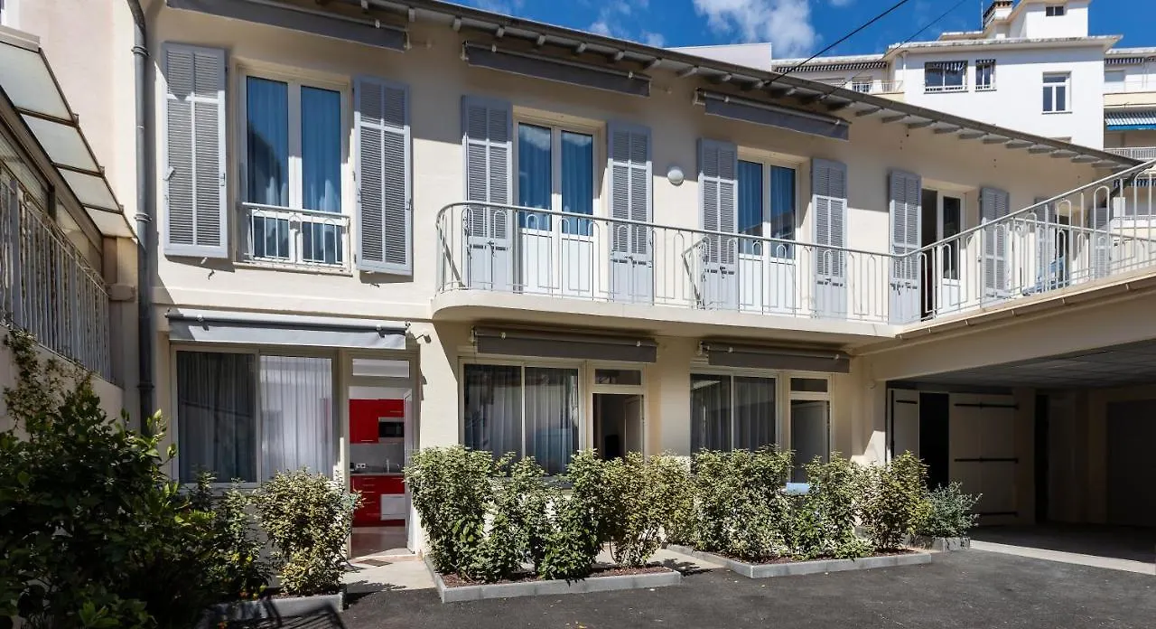 Appartements French Riviera Confidential Centre Ville Juan les Pins proche des plages