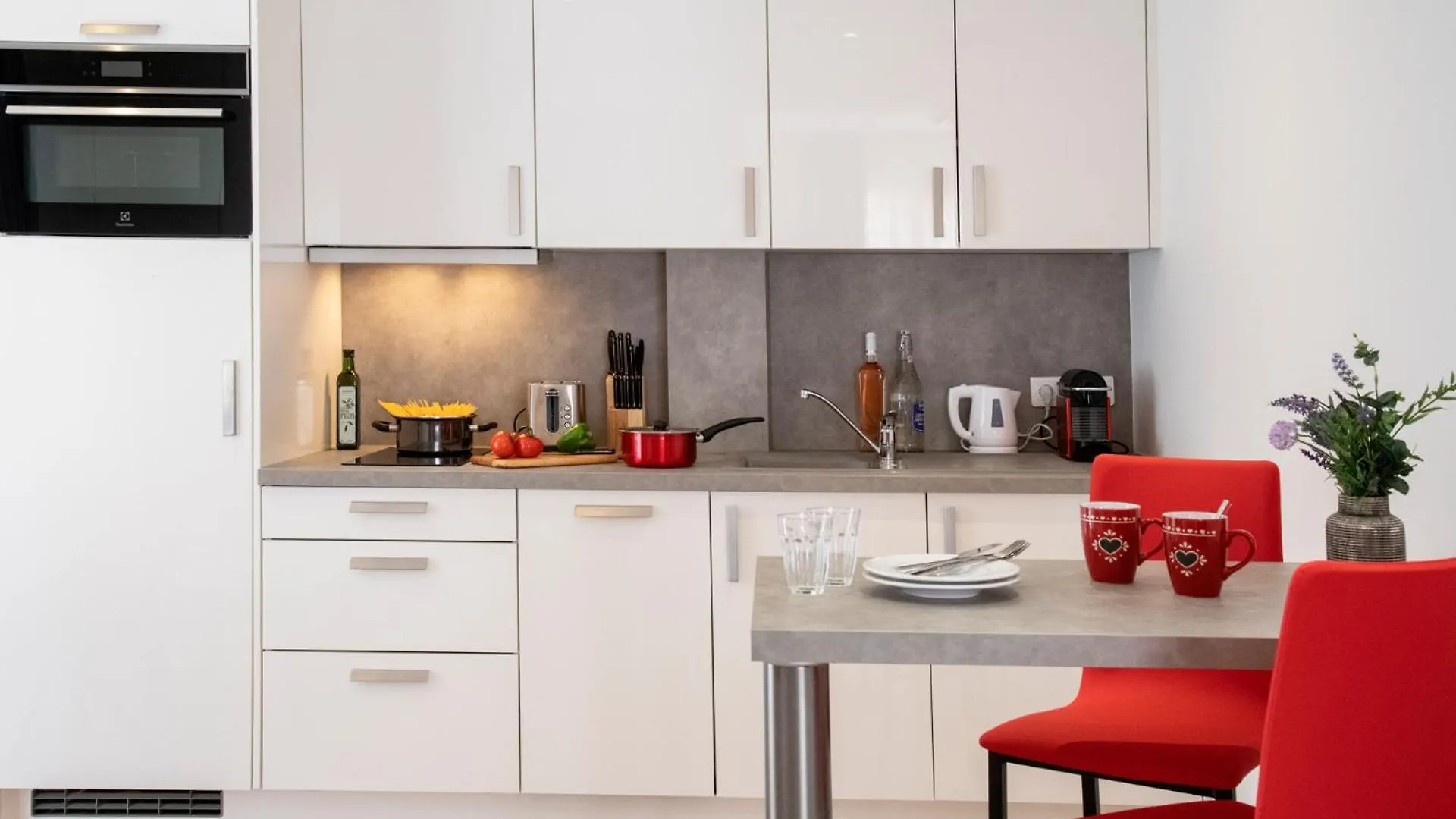 Appartements French Riviera Confidential Centre Ville Juan les Pins proche des plages
