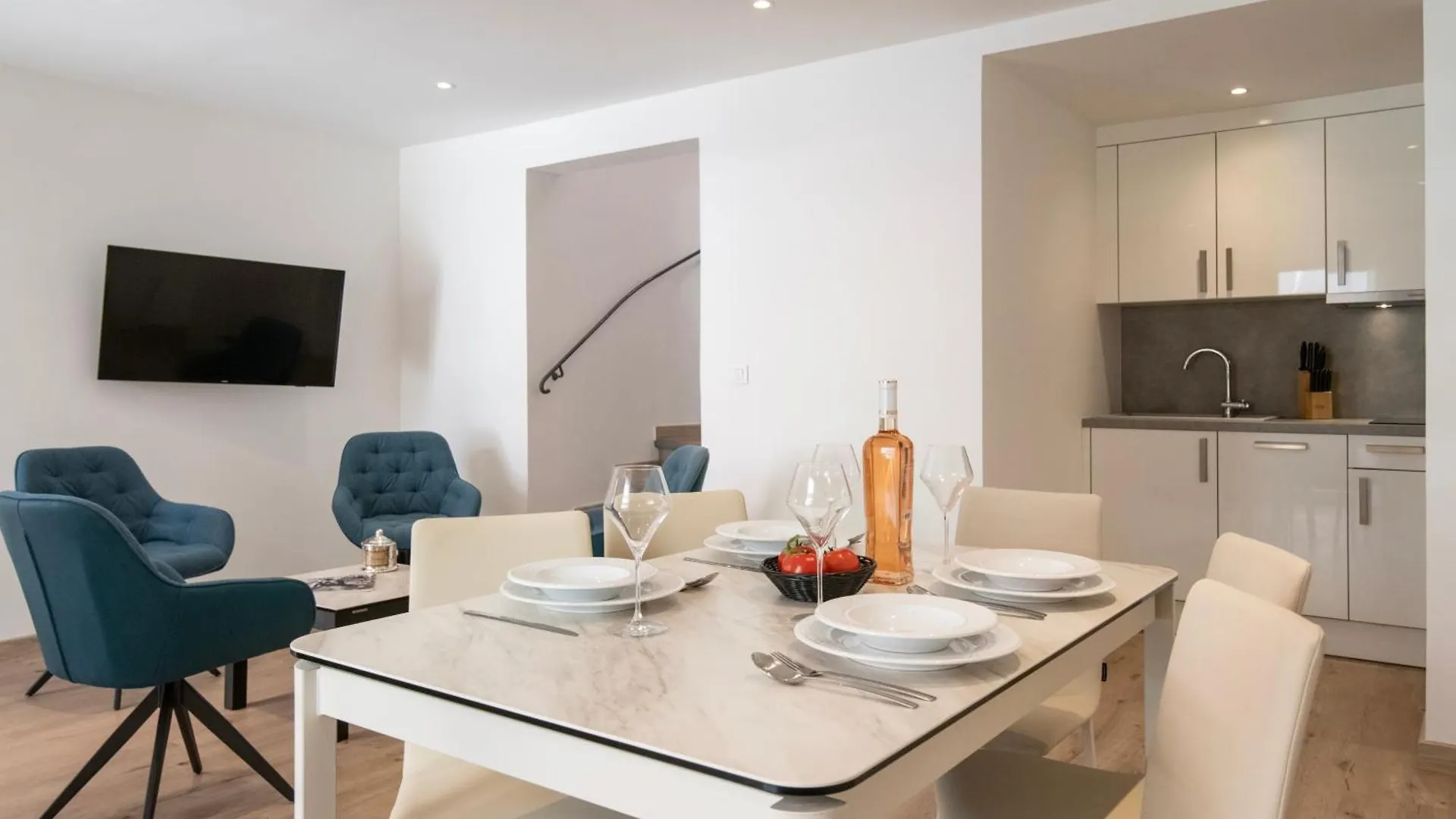Appartements French Riviera Confidential Centre Ville Juan les Pins proche des plages  Juan-les-Pins