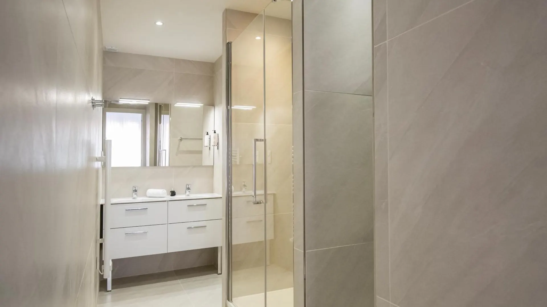 Appartements French Riviera Confidential Centre Ville Juan les Pins proche des plages  Juan-les-Pins