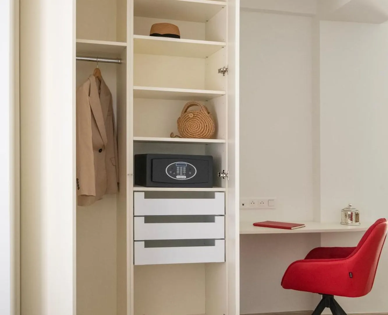 Appartements French Riviera Confidential Centre Ville Juan les Pins proche des plages 0*, Juan-les-Pins France